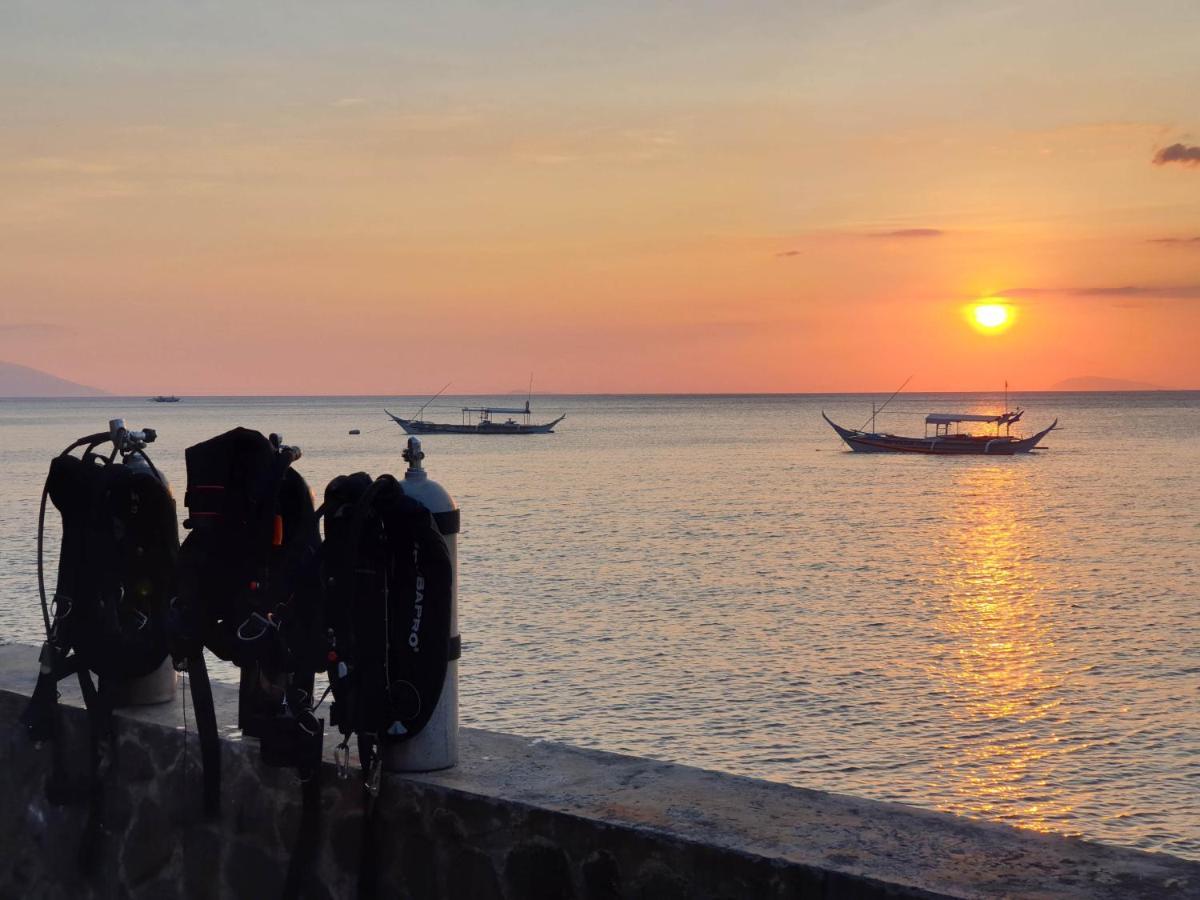 Raya Del Sol Dive Resort Mabini  Exterior photo